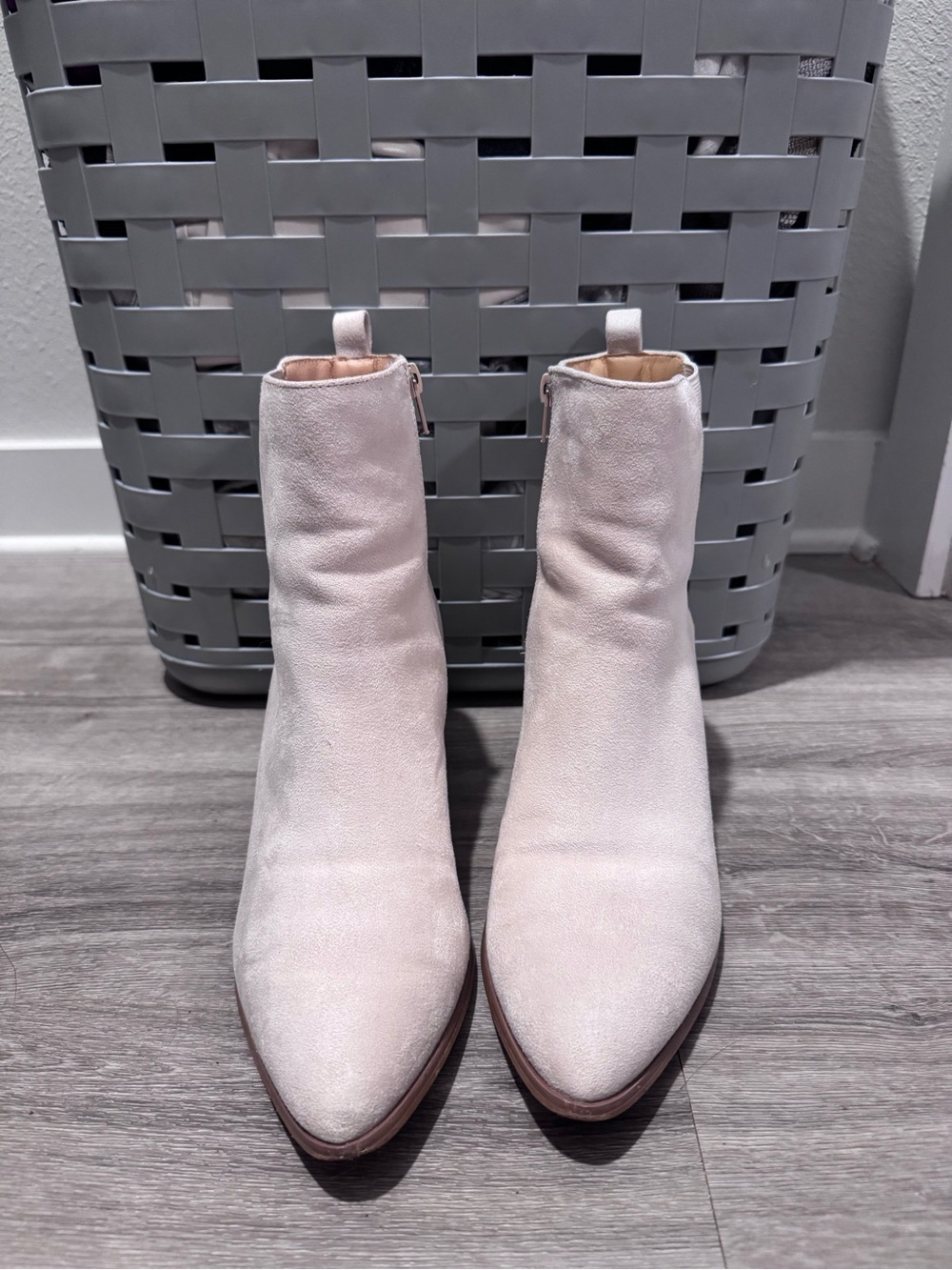 Women’s Neutral Ankle Boots - Cream Suede